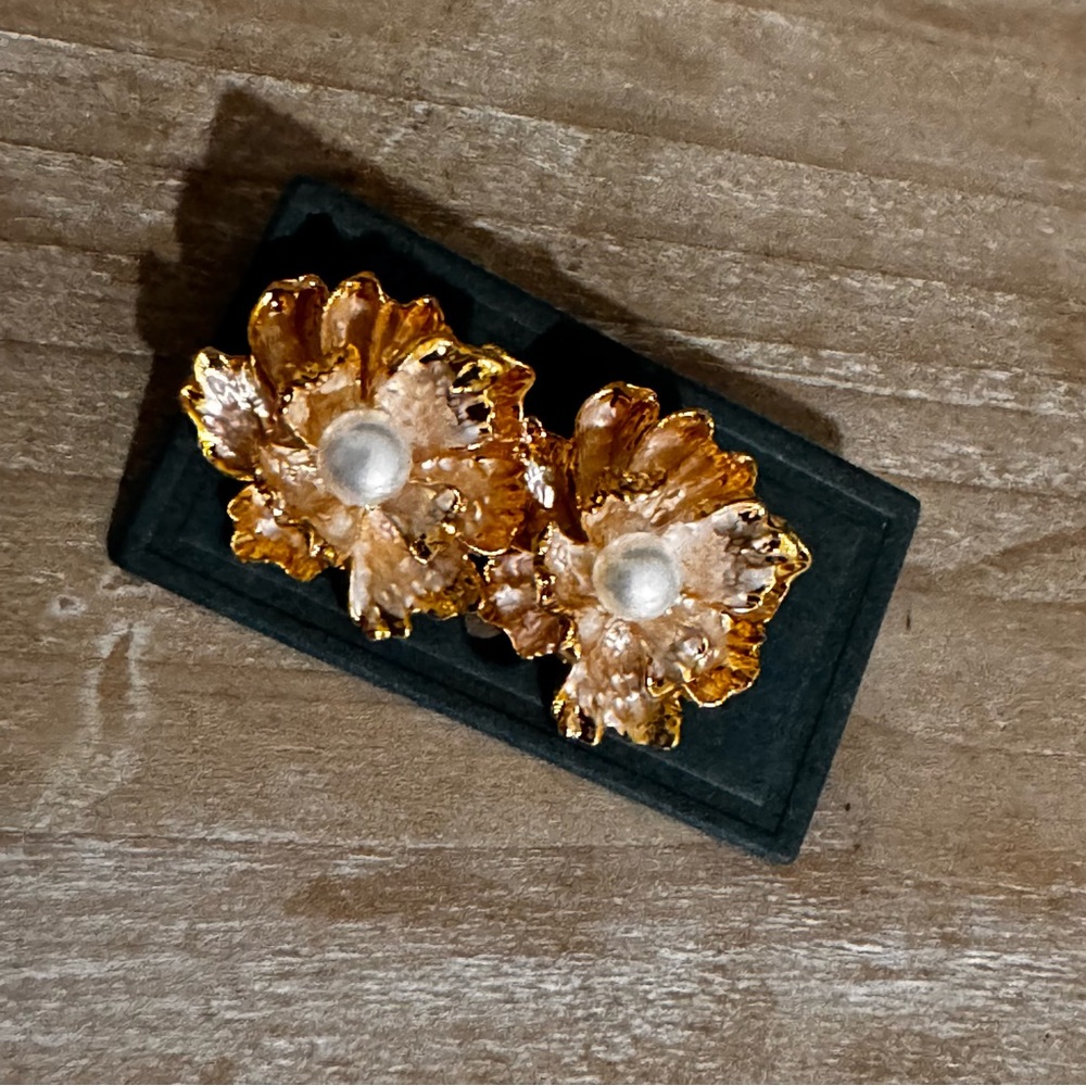 Gold Floral REAL Pearl Earrings